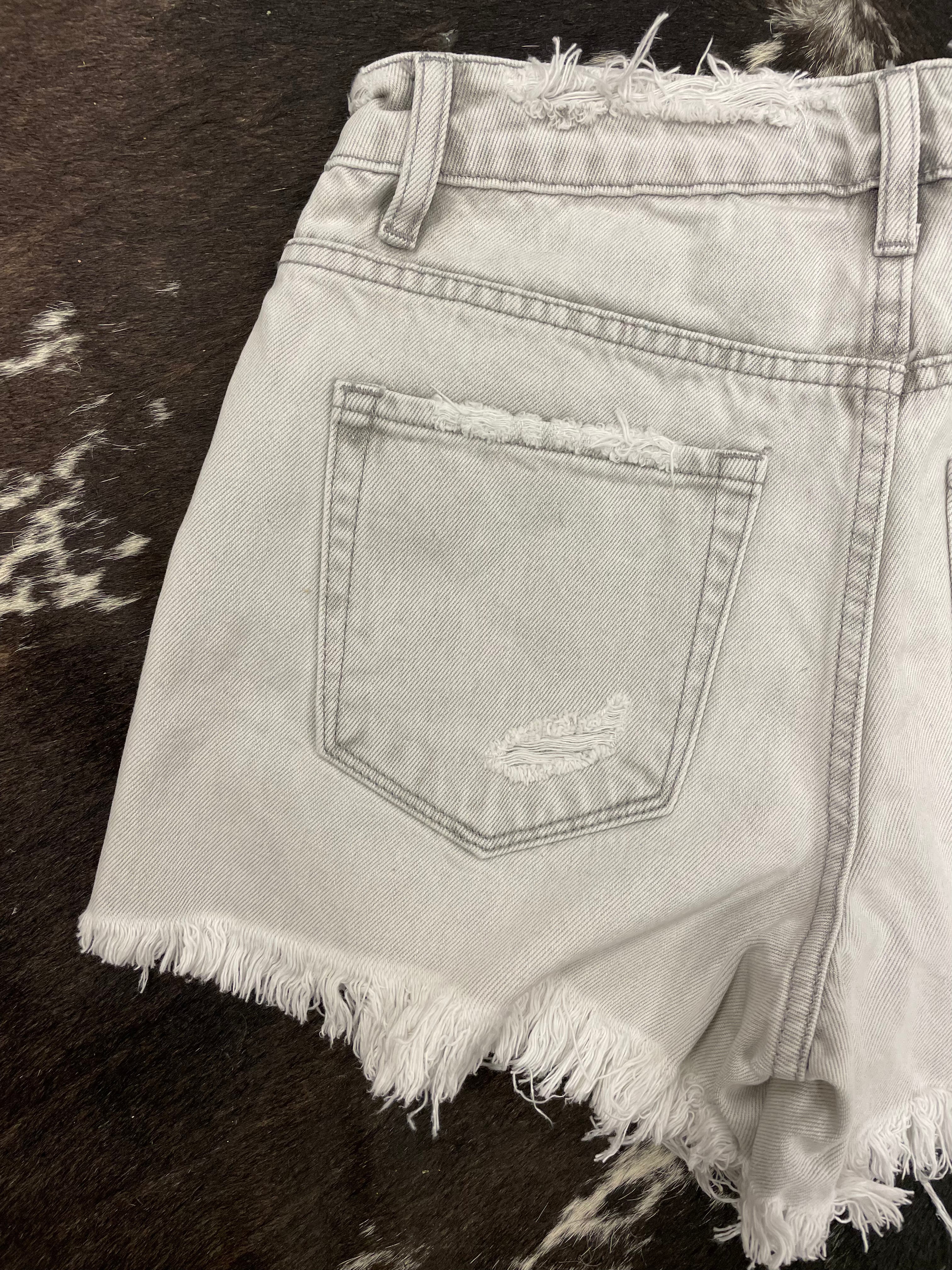 White-wash Summer Distressed Short