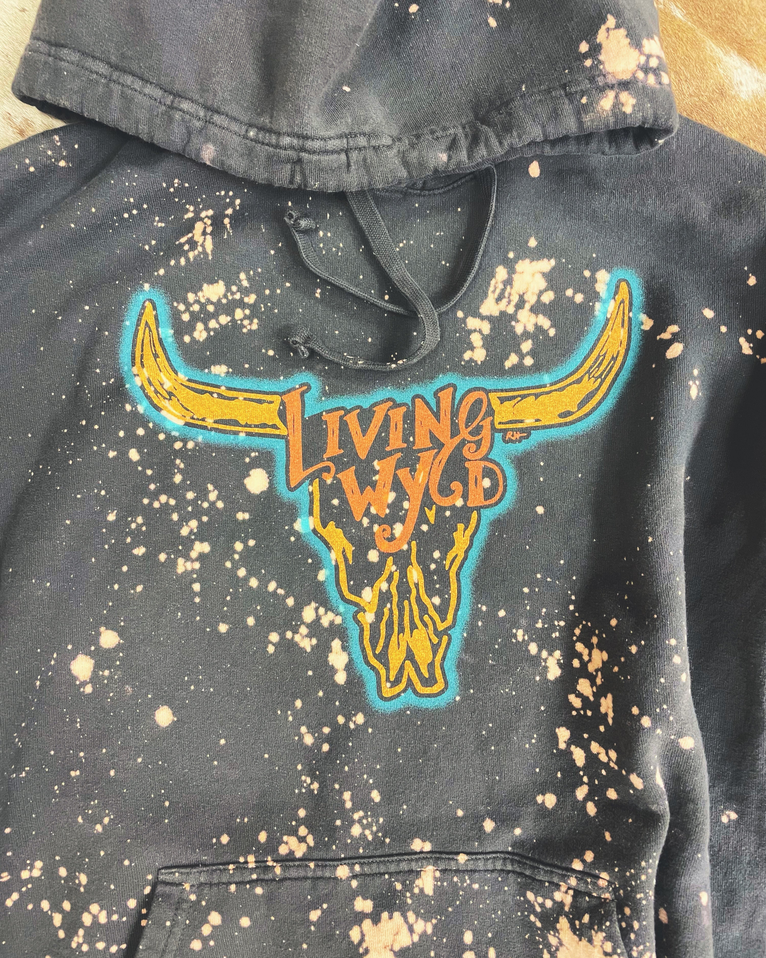 DISTRESSED Living Wyld Everyday (UNISEX) Hoodie